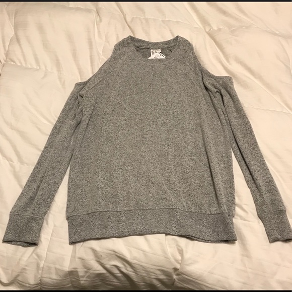 Others Follow Tops - Cold Shoulder Top